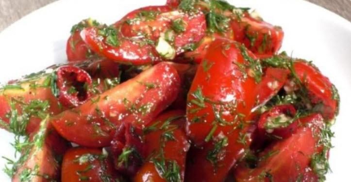 АРОМАТНАЯ ПОМИДОРНАЯ ЗАКУСКА С ПЕРЧИКОМ И ЧЕСНОКОМ. ОБЪЕДЕНИЕ! pomidornaea-zakuska-1