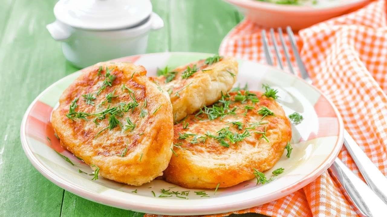 Котлеты из картофеля с печеночной начинкой Котлеты из картофеля с печеночной начинкой