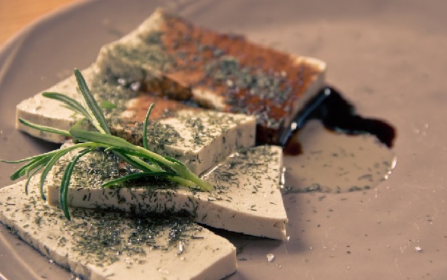 ПРОДУКТЫ С ВЫСОКИМ СОДЕРЖАНИЕМ ГИАЛУРОНОВОЙ КИСЛОТЫ. ЕШЬТЕ И МОЛОДЕЙТЕ!