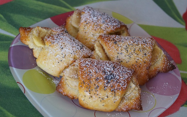 Творожные булочки с яблоками