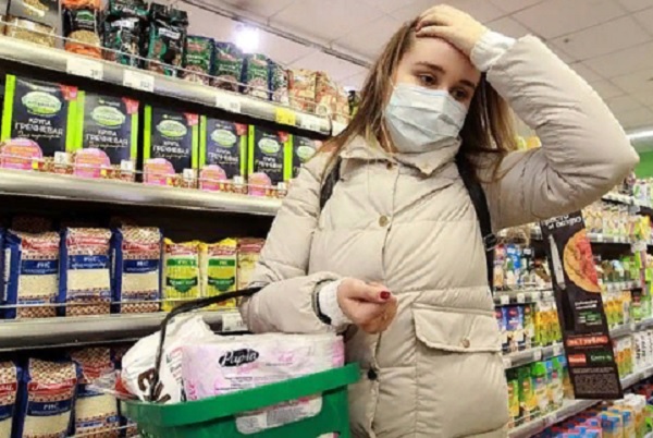 МИКРОБИОЛОГ РАССКАЗАЛ, НУЖНО ЛИ ДЕЗИНФИЦИРОВАТЬ ВСЕ ПРОДУКТЫ ИЗ МАГАЗИНА ИЗ-ЗА УГРОЗЫ ВИРУСА