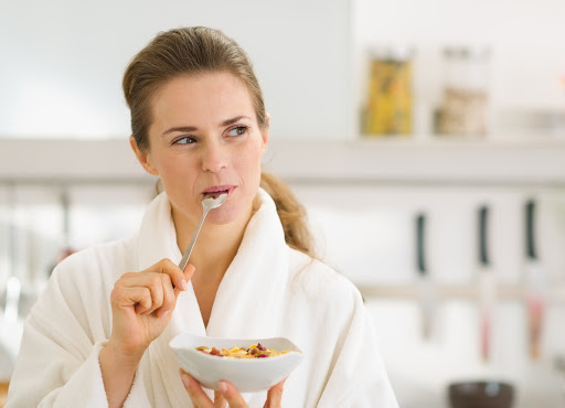 6 продуктов, богатых витамином D, которые стоит почаще есть осенью и зимой